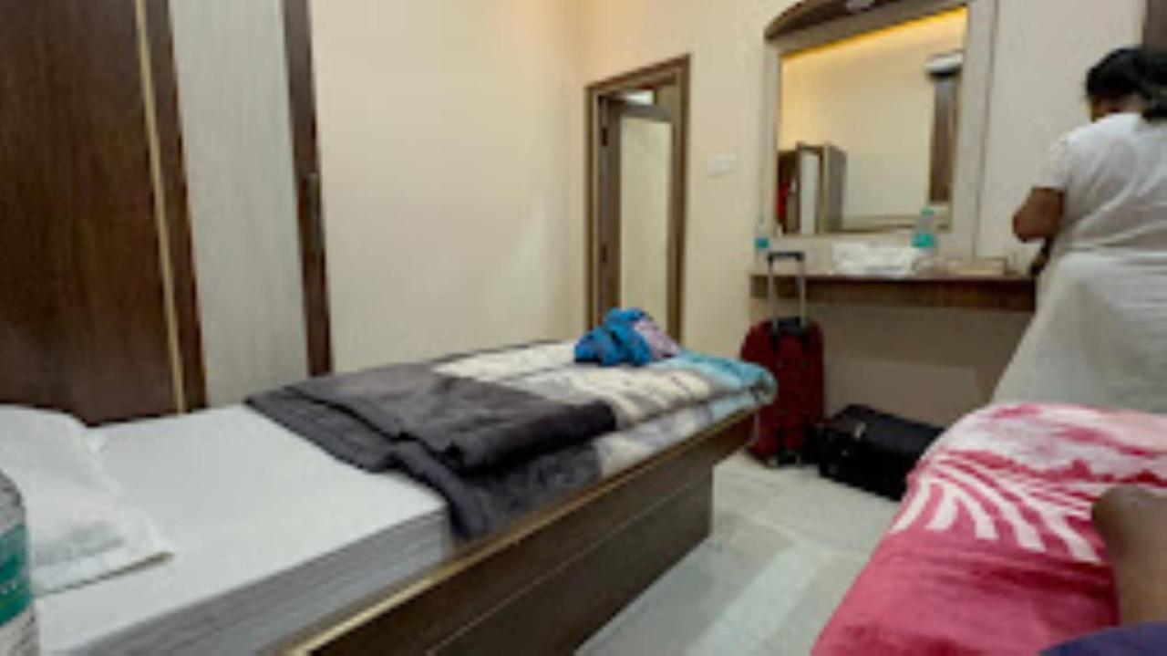 Hotel Mahayana Bodh Gaya Dış mekan fotoğraf
